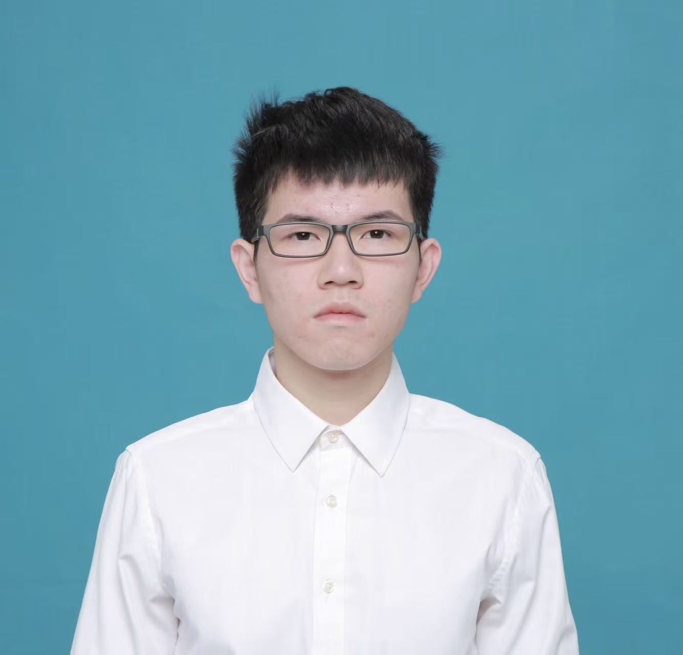 陈拓宇照片