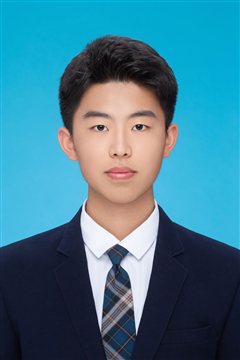 于皓名照片